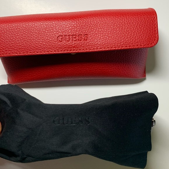 Guess Sunglasses - Picture 2 of 6